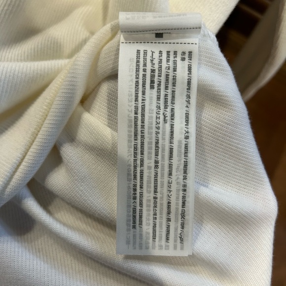 Hollister Sweater - Picture 4 of 4